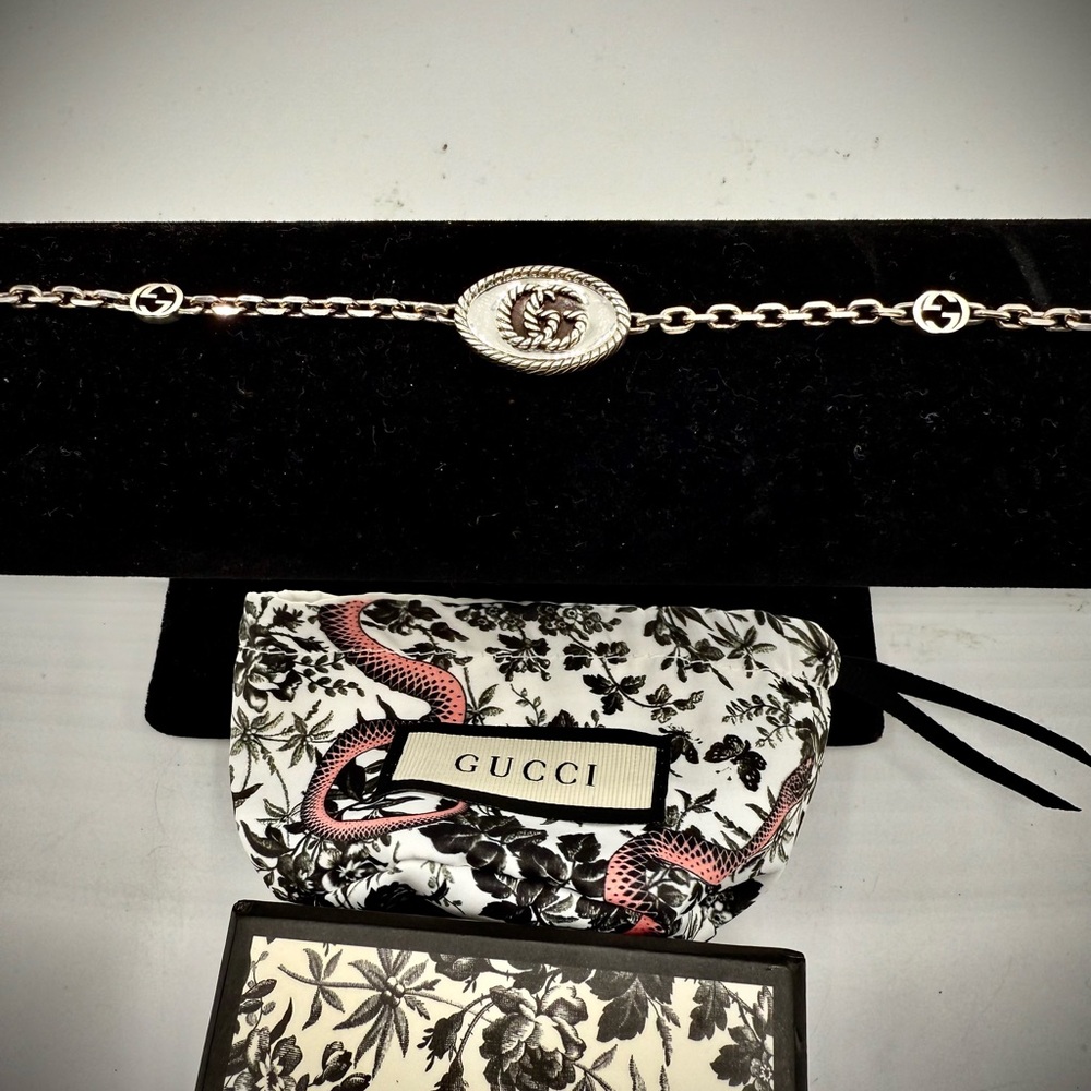 Gucci Silver Chain Bracelet
